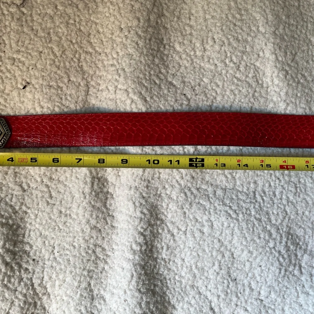 Red Snakeskin Leather Women's Vintage Belt With Silver & Gold tone Buckle - Picture 8 of 8